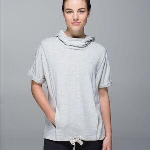 LULULEMON “Serenity” Pullover, Size 6